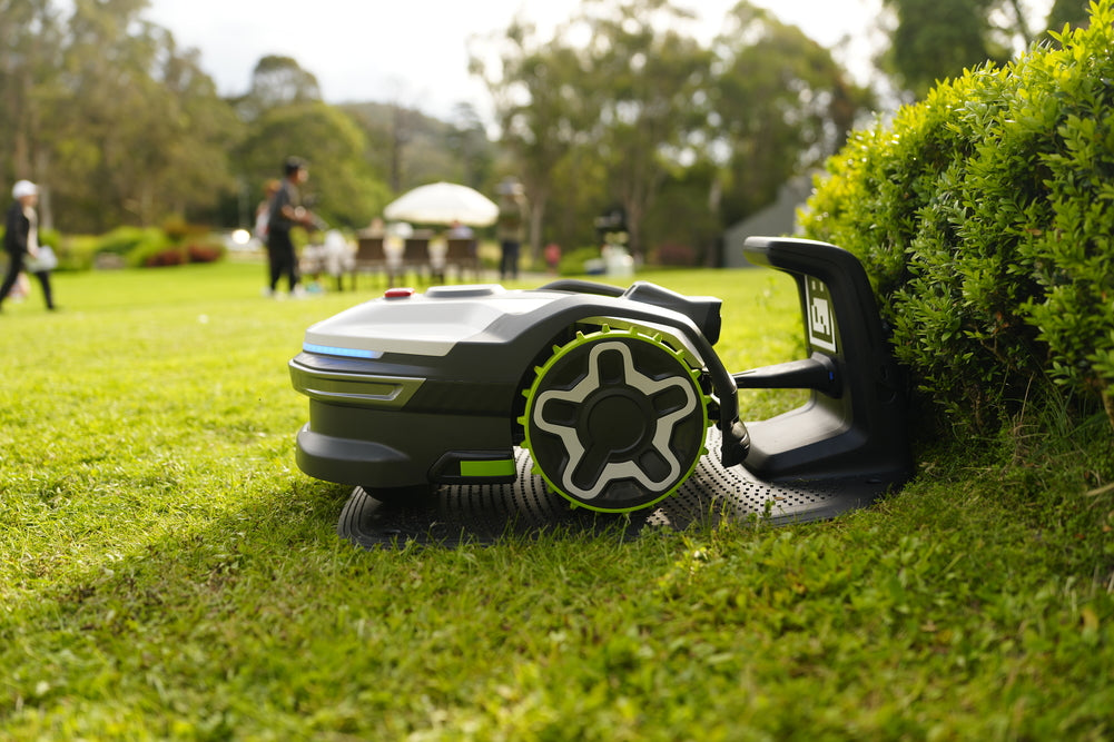 AiMowbot 8 - RTKVision™ 800m²