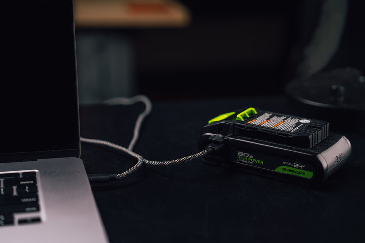POWERALL 24V Kit de Démarrage 2x Batteries USB-C 2Ah + Chargeur 65W